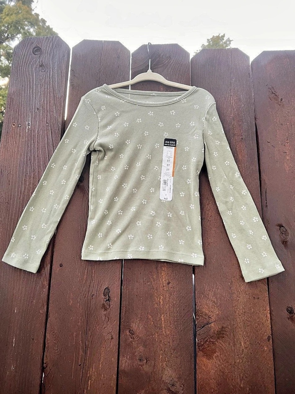 okie dokie Long Sleeve Tee in Green with White Floral Pattern - Girls Size 3T